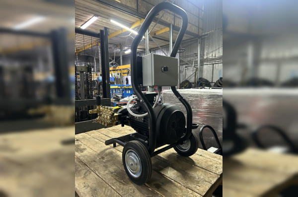 АВД Тритон H 15/200 BP 5.5 T ( на тележке, с электрикой и теплозащитой )