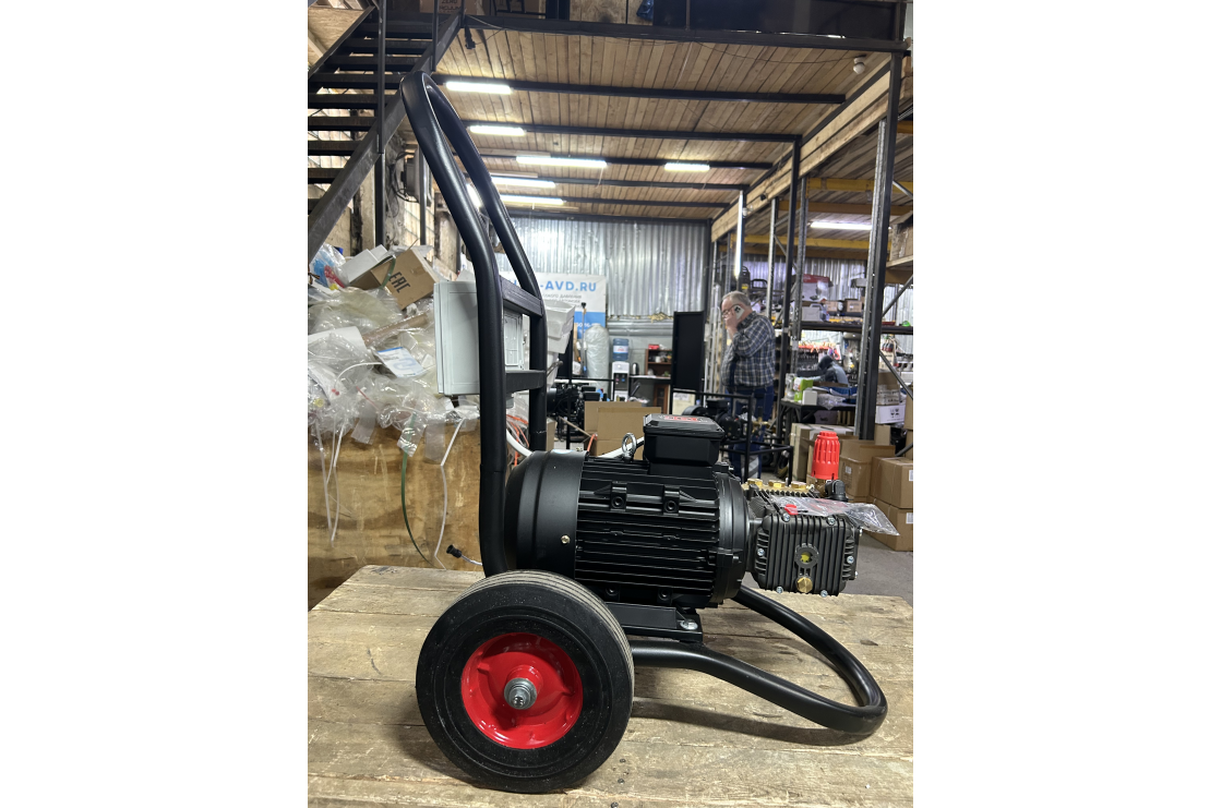 АВД Тритон AR 15/200 TS 5.5 T (на тележке с электрикой и теплозащитой)