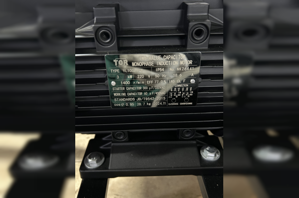 АВД Тритон AR 14/160 TS 3.0 T (на тележке с манометром, с крючками для хранения шланга, электрикой и теплозащитой)