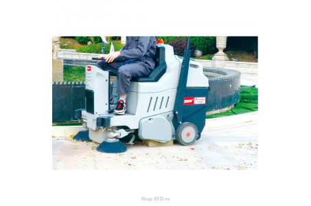 Bennett Tornado 700BD