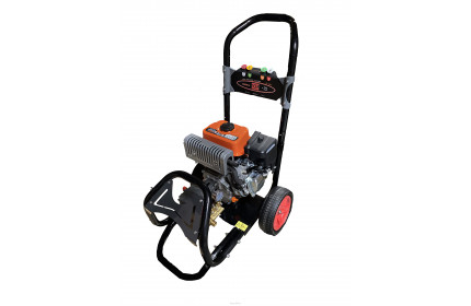 Профессиональная мойка АВД с бензиновым двигателем BT-2900V