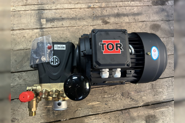 Моноблок Тритон AR RR 15/200 BP 5.5 Т (манометр, термоклапан, гидрокомпенсатор, без электрики)