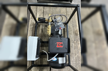 АВД ТРИТОН AR 14/160 T 3  ( на раме, электрика с теплозащитой)