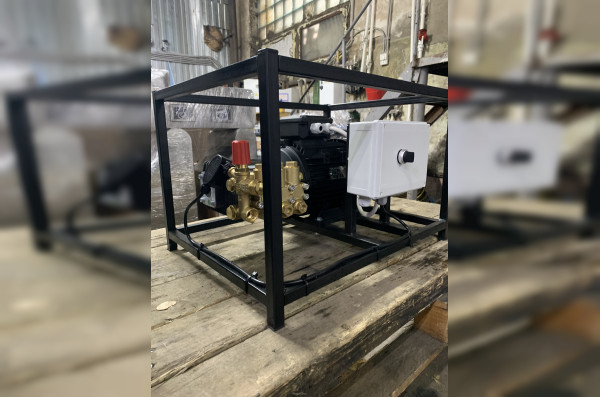 АВД Тритон Bertolini 15/200 BP 5.5 TOR (на раме, электрика с теплозащитой)