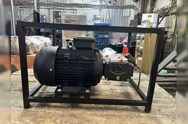 АВД Тритон AR 15.200 TS 5.5 Т (на раме, электрика с теплозащитой)