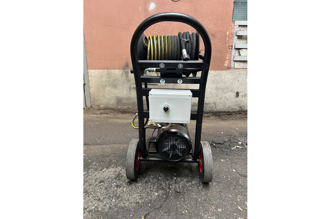 АВД ТРИТОН Н 21/200 TS Т 7.5 (на тележке с барабаном)