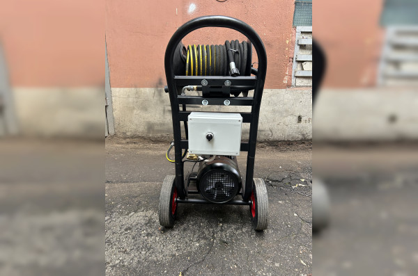 АВД ТРИТОН Н 21/200 TS Т 7.5 (на тележке с барабаном)