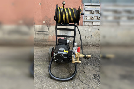 АВД Тритон Н 15/200 TS 5.5 Т (на тележке с катушкой 30 метров, с манометром, электрика с теплозащитой)