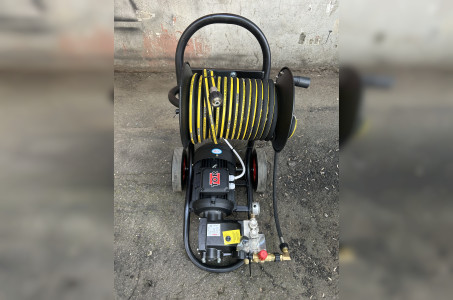 АВД Тритон Н 15/200 TS 5.5 Т (на тележке с катушкой 30 метров, с манометром, электрика с теплозащитой)