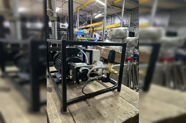 АВД ТРИТОН H 15/200 TS 5.5 T  ( на раме, электрика с теплозащитой)