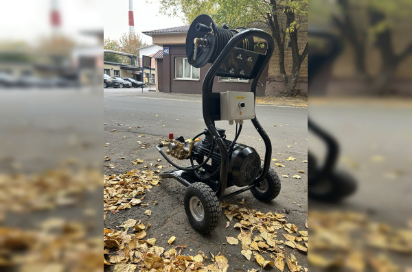 АВД Тритон М 21/250 ВР 11 ( на тележке, катушка 30 м, аварийный клапан, манометр, фильтр)