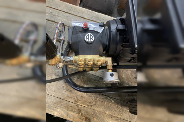 АВД ТРИТОН AR 14/160 BP 3 T (на тележке, с катушкой,манометром, электрика с тепловым реле, регулятор VRT3 160 бар легкий старт)