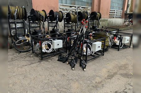 АВД Тритон AR 15/200 TS 5.5 T ( на раме, термоклапан, электрика с теплозащитой IP 65 380 в, провод 4х-жильный 3 метра)