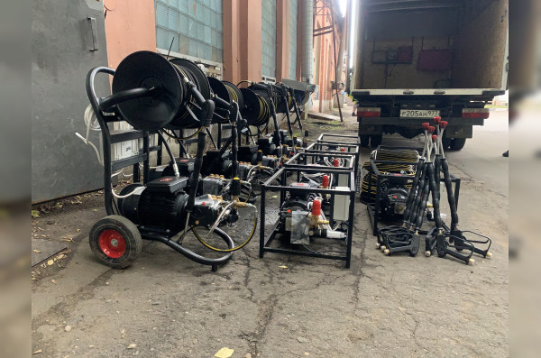 АВД Тритон T15/200 TS 5.5 T ( на раме, термоклапан, электрика с теплозащитой IP 65 380 в, провод 4х-жильный 3 метра)