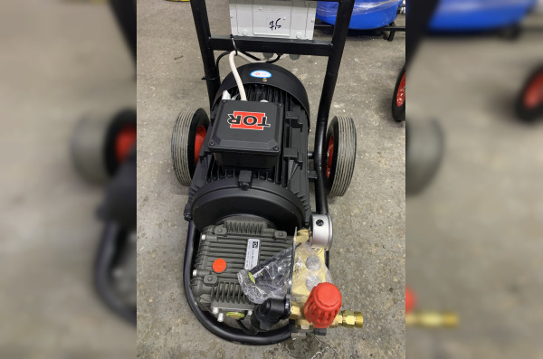 АВД Тритон T 15/250 TS 7.5 T ( на тележке, электрика с теплозащитой)