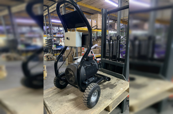 АВД Тритон Т 15/250 TS 7.5 Т (на тележке, с манометром, электрика с теплозащитой)