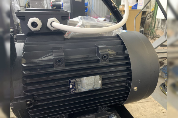 АВД Тритон Т 15/250 TS 7.5 Т (на тележке, с манометром, электрика с теплозащитой)