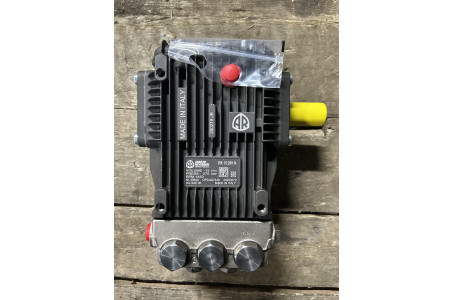 Насос высокого давления AR RK 15.28H N