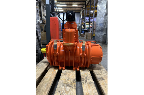 Насос вакуумный лопастной JUROP PNR 124D, 1300 об/мин, левое вращение, пневмоклапан