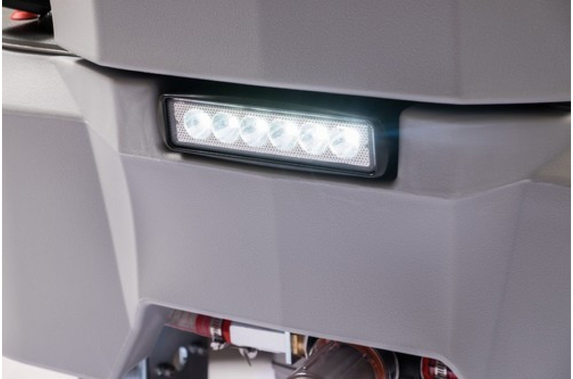 Поломоечная машина  BENNETT PATROL P150-86d