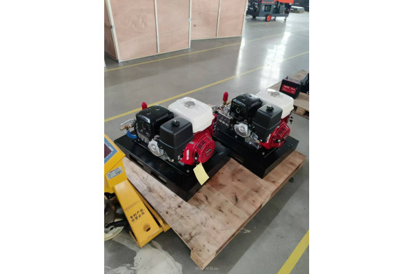 АВД с двигателем Honda GX690 (300 бар, 30 л/мин)