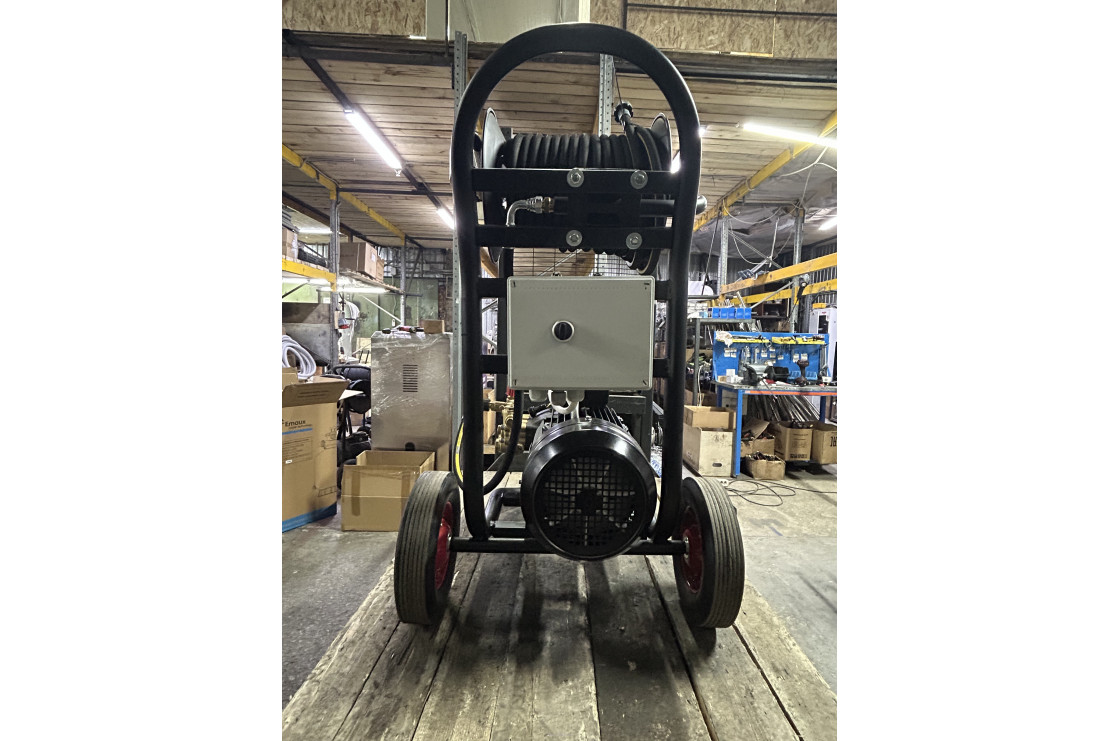 АВД Тритон М 21/200 ВР 7.0 (тележка, катушка 20 м)