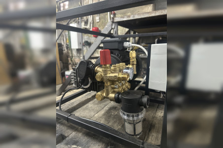 АВД ТРИТОН C ZW 15/207 TS 5.5 T (на раме, аварийный регулятор давления SVL28, манометр, тепловое реле)