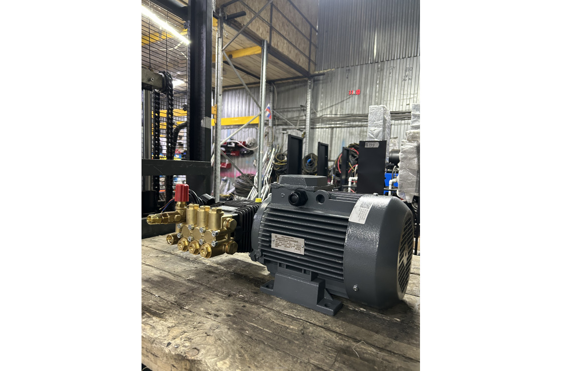 Моноблок Тритон B 15/200 TS 5.5 (без электрики)