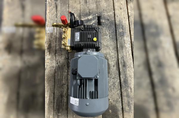 Моноблок Тритон B 15/200 TS 5.5 (без электрики)