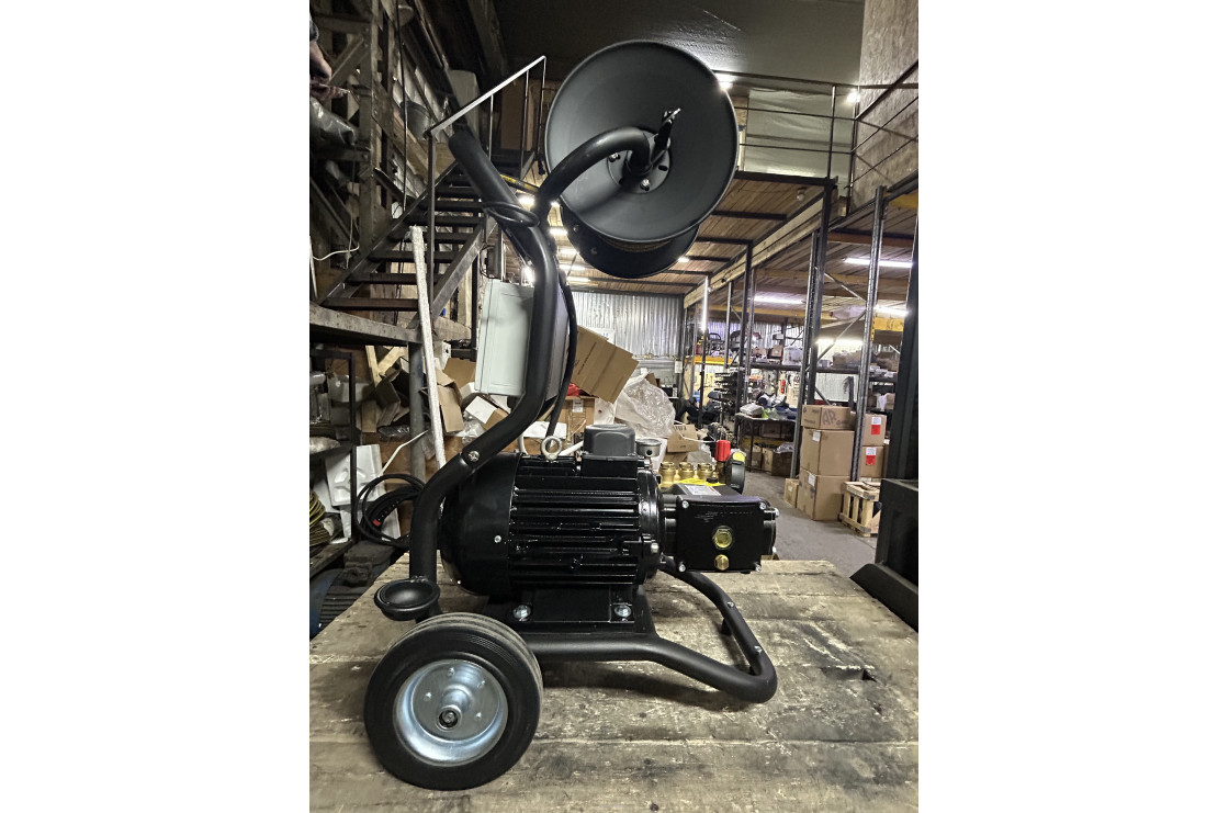 АВД ТРИТОН H 15/200 TS 5.5 N (на тележке, манометр, катушка, электрика с теплозащитой)