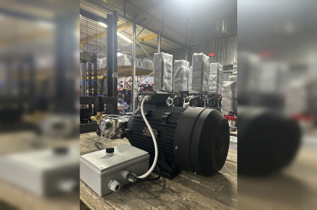 Моноблок Тритон AR 15/250 TS 7.5 T (электрика с теплозащитой)