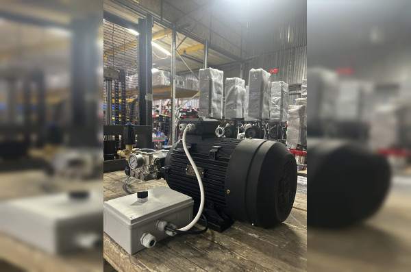 Моноблок Тритон AR 15/250 TS 7.5 T (электрика с теплозащитой)