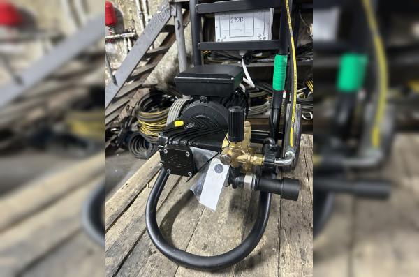 АВД Тритон T 11/250 T 3.0 ( на тележке, фильтр, сухой ход, электрика с теплозащитой, с катушкой)