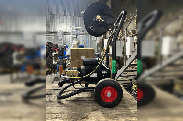 АВД Тритон T 11/250 T 3.0 ( на тележке, фильтр, сухой ход, электрика с теплозащитой, с катушкой)