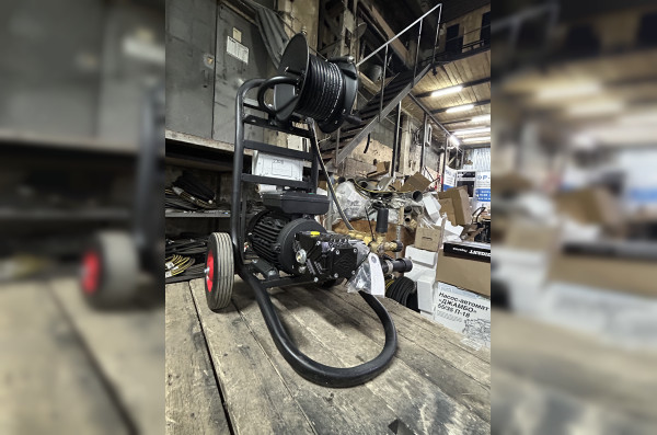 АВД Тритон T 11/250 T 3.0 ( на тележке, фильтр, сухой ход, электрика с теплозащитой, с катушкой)