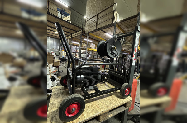 АВД Тритон T 30/300 T 12.5 ( тележка 4 колеса, барабан, манометр, электрика с теплозащитой)