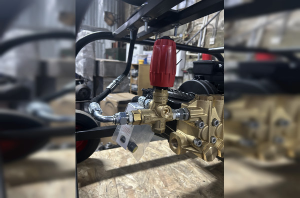 АВД Тритон T 30/300 T 12.5 ( тележка 4 колеса, барабан, манометр, электрика с теплозащитой)