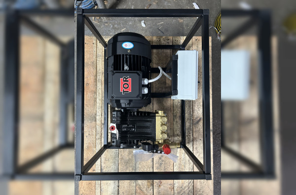 АВД Тритон U 15/200 TS T 5.5 (на раме, фильтр, электрика с теплозащитой)