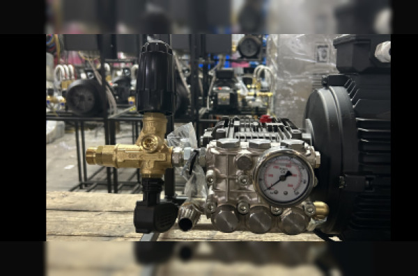 АВД Тритон AR RK 15/280 TS V3 T 7.5 Kw на раме Манометр электрика теплозащиты