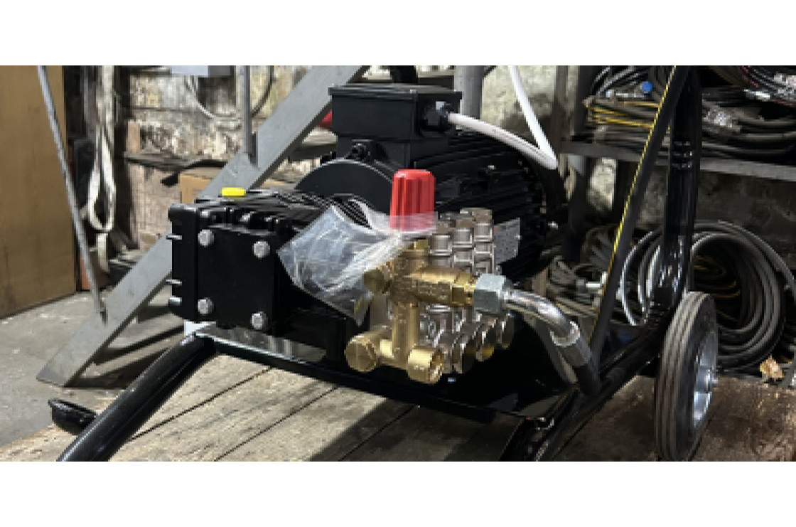АВД Тритон T FFB 21/200 Ti 7.5 kW на тележке с электрикой и теплозащитой