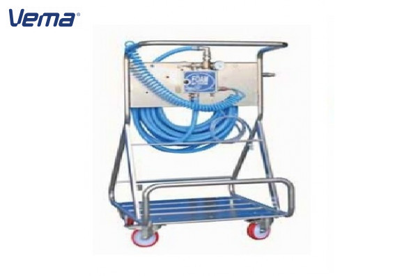 Моб. установка с пеногенер. системой FOAM AIR SYSTEM 2-8 бар, с подачей воздуха,, на 2 ср-ва