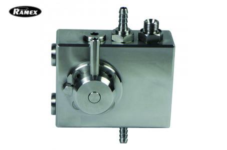 Пенная станция на 2 средства 2,5 - 250 бар 1/2г.1/2г.с подачей воздуха