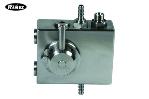 Пенная станция на 2 средства 2,5 - 250 бар 1/2г.1/2г.с подачей воздуха