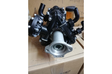 Насос мембранный Comet® серия ВP110 D (110 л/мин; 20 бар); гидрокомпенсатор; фланец под гидромотор