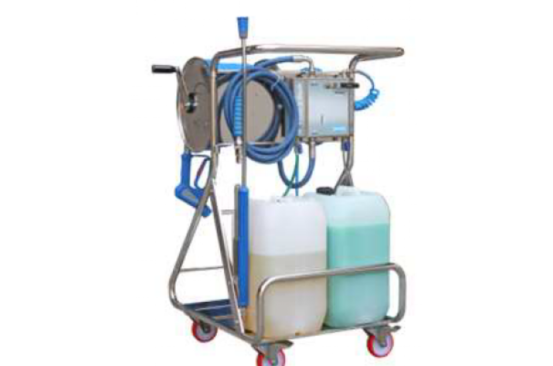 Моб. установка  с пеногенер. системой Foam &amp; Wash, 10-100 бар, с подачей воздуха, на 1 ср-во