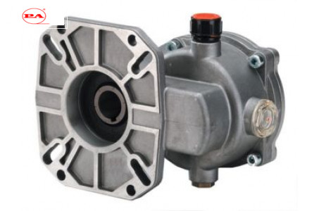 Редуктор B31 для двигателей внутреннего сгорания; 24-31 л.с. вал дв.28,6 мм - 11/8 вал насоса 24мм