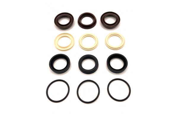 KIT 47110 Комплект водяных уплотнений для Annovi Reverberi Serie 322 RR Ø18 мм, ZX.2402, Италия IDROBASE