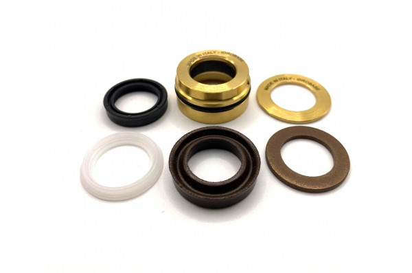34027701/KIT 277 Комплект уплотнений плунжера INTERPUMP/GENERALPUMP SERIE 58 - EVOLUTION 2, Ø18 мм, ZX.1904, Италия IDROBASE
