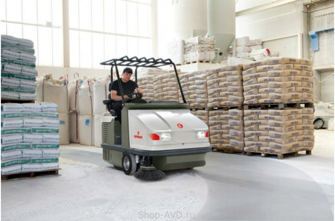 Подметальная машина COMAC CS 100B