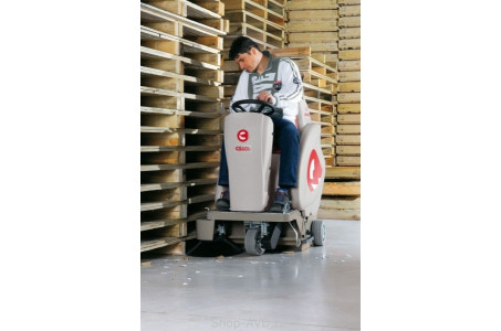 Подметальная машина COMAC CS 60B II